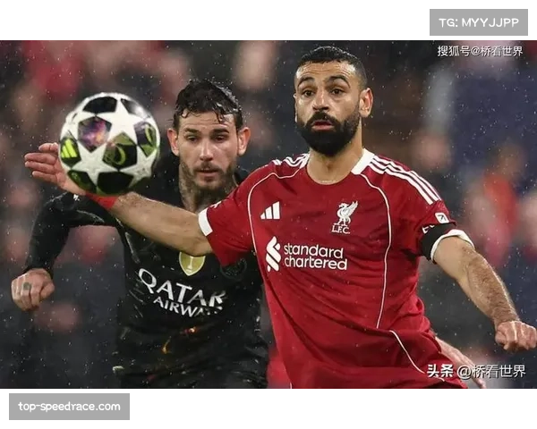 VAR争议再起：巴黎对阵里昂比赛中点球判罚标准引热议